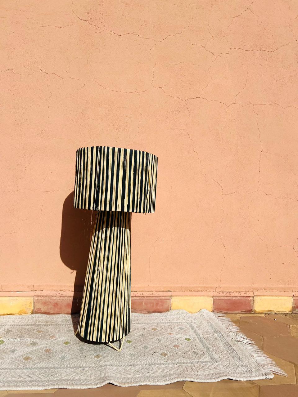 Handwoven Black Raffia Lamp – Modern Natural Table Light, Boho Rattan Accent Lamp for Stylish Home Decor