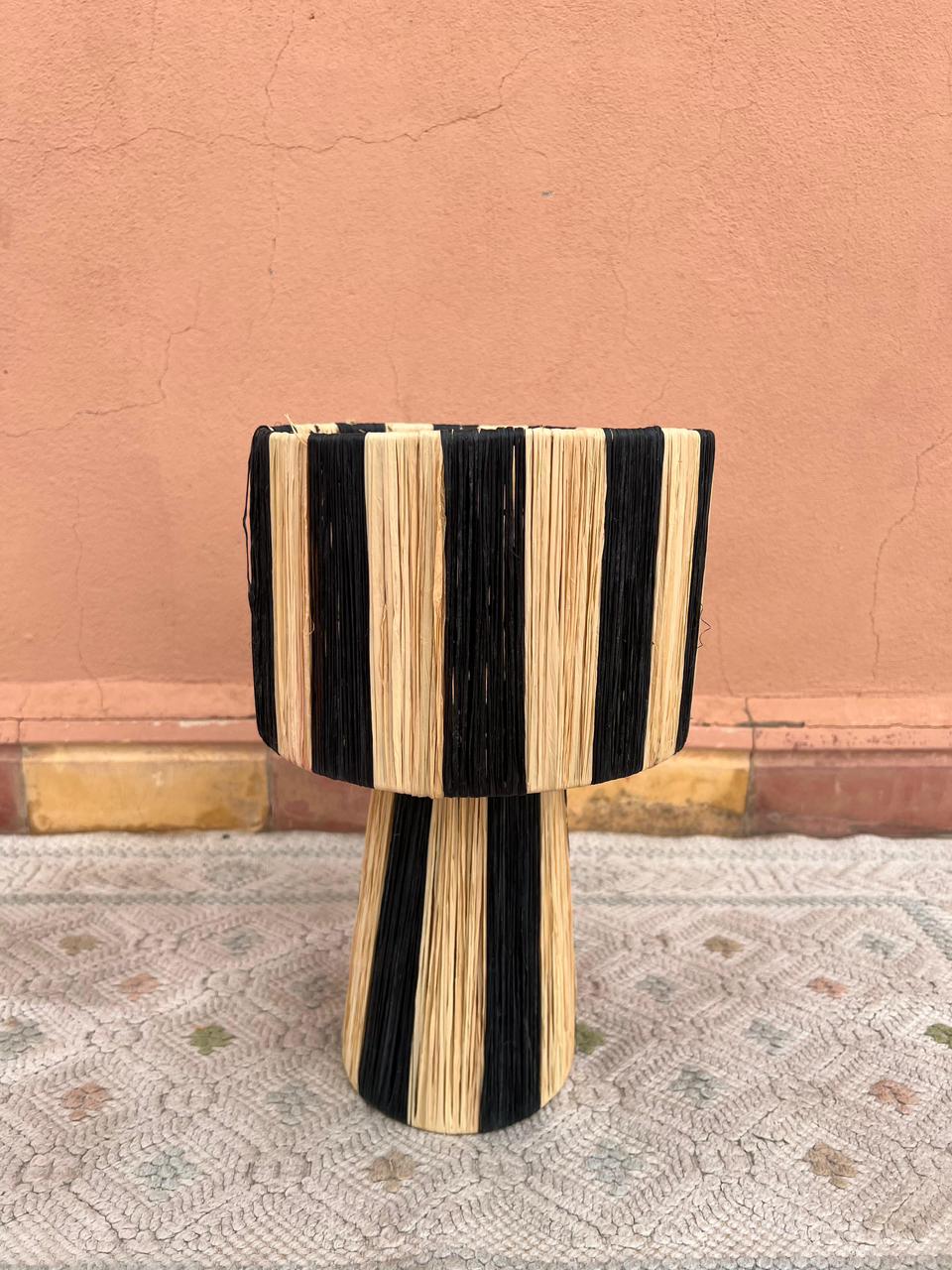 Handwoven Black Raffia Lamp – Modern Natural Table Light, Boho Rattan Accent Lamp for Stylish Home Decor