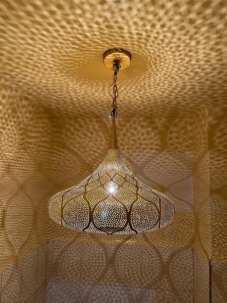 Moroccan Brass Pendant Light,Pendant light, brass pendant light, Moroccan Light Fixtures, Pendant Lighting, Simple Moroccan pendant lamp .