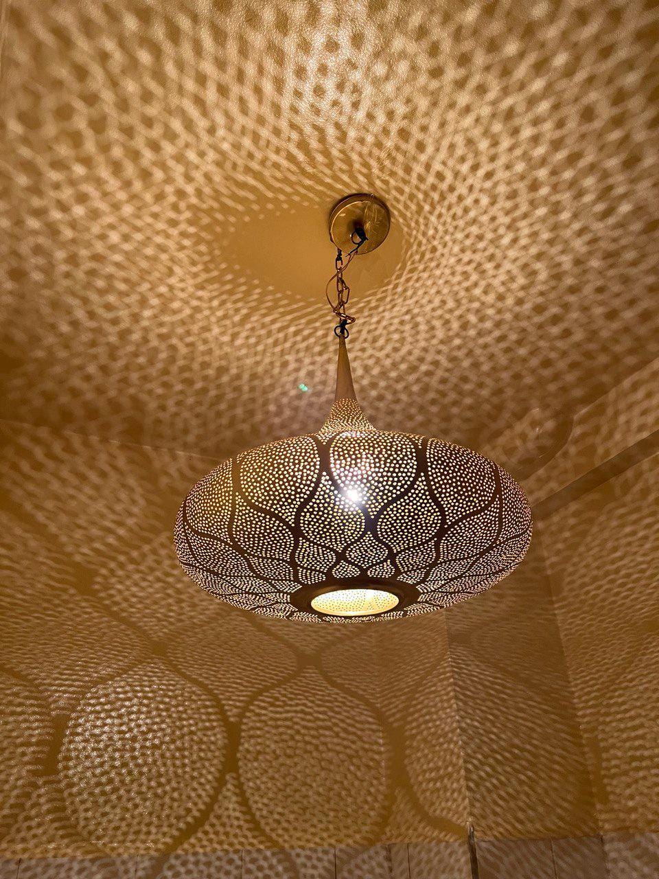 Moroccan Brass Pendant Light,Pendant light, brass pendant light, Moroccan Light Fixtures, Pendant Lighting, Simple Moroccan pendant lamp .