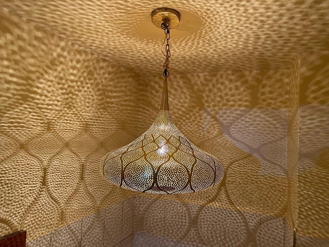 Moroccan Brass Pendant Light,Pendant light, brass pendant light, Moroccan Light Fixtures, Pendant Lighting, Simple Moroccan pendant lamp .