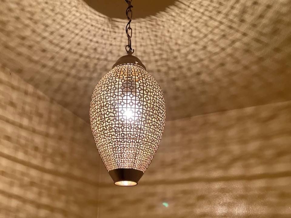 Moroccan Brass Pendant Light,Pendant light, brass pendant light, Moroccan Light Fixtures, Pendant Lighting, Simple Moroccan pendant lamp .