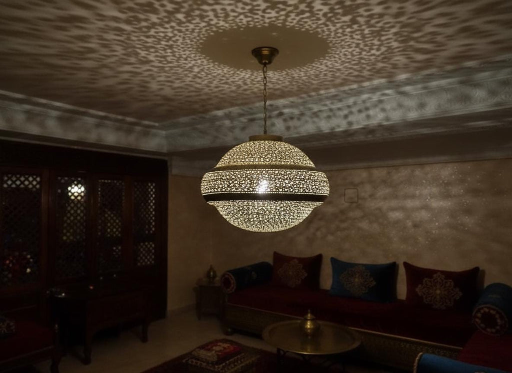Handmade Moroccan Brass Pendant Light , Moroccan handmade design , pendant lamps ,Moroccan Light Fixtures,  Simple Moroccan pendant lamp