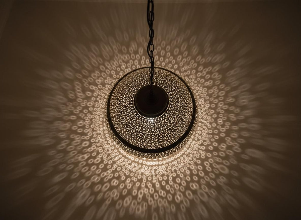 Handmade Moroccan Brass Pendant Light , Moroccan handmade design , pendant lamps ,Moroccan Light Fixtures,  Simple Moroccan pendant lamp