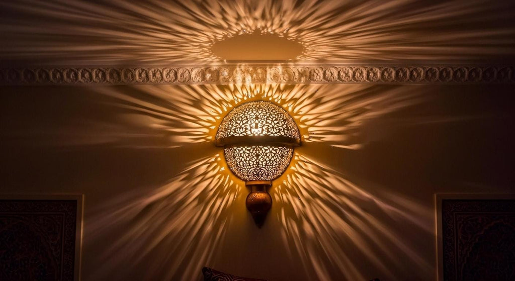 Handmade Moroccan Brass Wall Sconce , Handcrafted Wall Light Morocco lighting , brass wall lamp , Antique Morocco brass wall Light