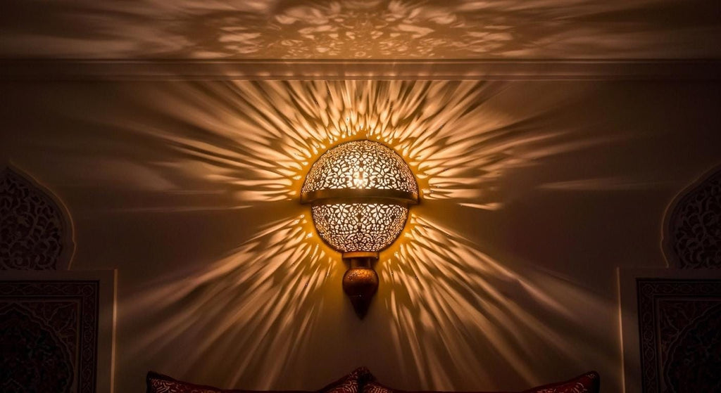 Handmade Moroccan Brass Wall Sconce , Handcrafted Wall Light Morocco lighting , brass wall lamp , Antique Morocco brass wall Light