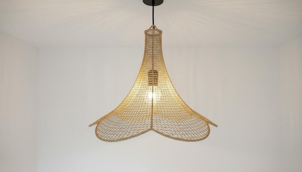 Handwoven Raffia Pendant Light– Handmade Raffia Pendant Light –Woven Boho Ceiling Lamp – Moroccan Boho Lamp Shade –Suspension in raffia
